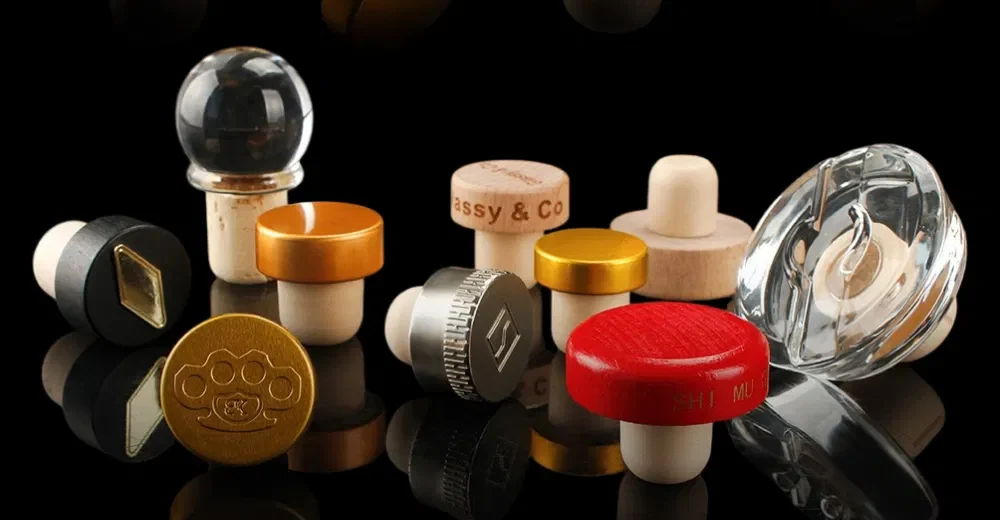 Learn how neck finish tolerance problems cause spirits bottle leakage, loose corks, torque failure, and tamper-band issues. Compare corks, stoppers, ROPP caps, screw caps, testing steps, and supplier checks before requesting samples or quotations from Kandacork Closures.