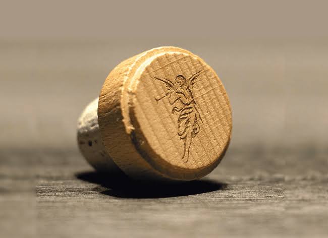 Use this spirits closure RFQ checklist to ask suppliers about neck finish, cork stoppers, ROPP caps, screw caps, liners, fit testing, samples, and quotation requirements.